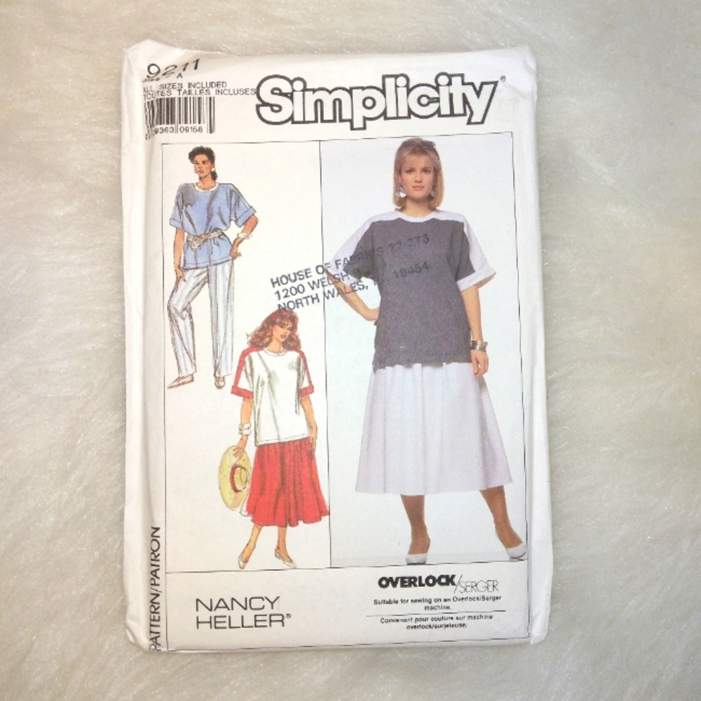 Simplicity 9211 Misses knit top, pull on pants, skirt Size 18W - 32W